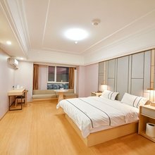 派柏·云酒店(长春北站万达广场店)