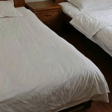 泸定忆芳民宿