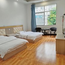 群鑫宾馆(南湖公园店)
