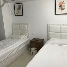 武汉恒鑫招待所(武商梦时代店)