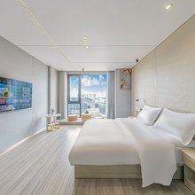 福渡屿海港美宿(宝龙天地半升洞码头店)