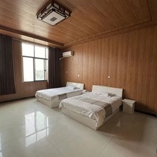 平邑大润发商务宾馆