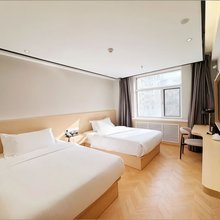 lume stay(乌鲁木齐铁路局花田小镇店)
