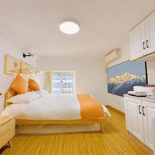 万象公寓(江北新区华润万象公馆店)