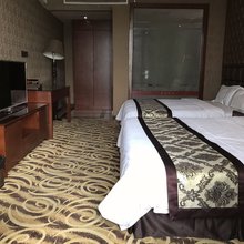 英德轩逸酒店