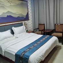 峨山鸿盛商务宾馆