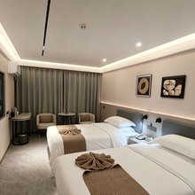 冶力关一方庭院