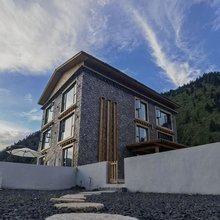 饮月山居(甲根坝店)