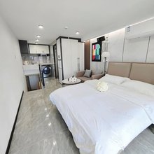 晞晞轻奢公寓(福大东门店)