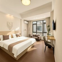Gather Time Hotel拾光宾馆(昌北机场店)