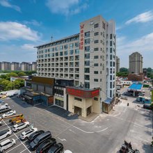 维也纳酒店(南京六合龙池地铁站店)