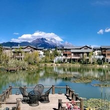 丽江悦山水花园度假别墅