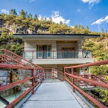 香格里拉龙缘山庄