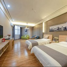美颂时尚酒店(深圳国际会展中心蚝乡地铁站店)