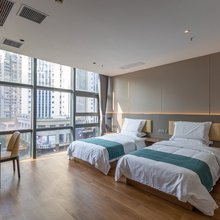 杰拉酒店(上海新华医院江浦路地铁站店)