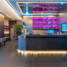 悦电竞酒店(柯桥银泰百货店)