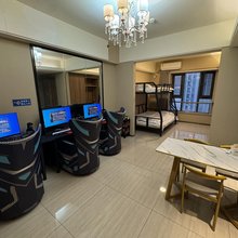 轻奢电竞酒店(爱琴海购物公园店)