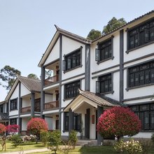 华蓥君兰天下生态文化园