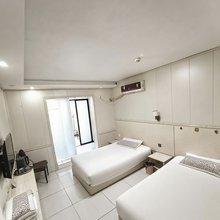 商丘宏泰宾馆(商丘南站店)