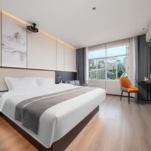 季朵影院酒店(滕王阁万寿宫店)