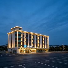 汉庭酒店(临沂罗庄宝丽财富广场店)