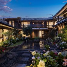 院里院外·LIFE·花园隐奢雪山观景美宿(丽江古城大研花巷店)