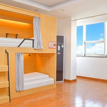 三只猫青年旅社(成都欢乐谷金府地铁站店)