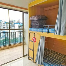 观山海青年旅社(吉祥地铁站店)