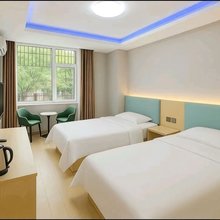 盒子空间酒店(北京南站刘家窑地铁站店)
