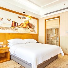 栖屿·HOTEL(菏泽火车站店)
