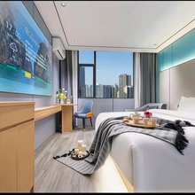 唯家暖居美宿(万通国际魁奇路地铁站店)