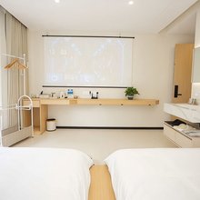 弥勒锦里望月民宿(湖泉生态园店)