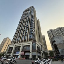 Fameton法曼顿湖与美舍(贺州政务中心爱莲湖店)