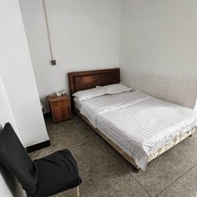 龙益住宿