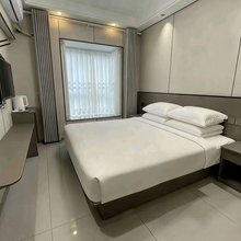 武隆展鸿宾馆