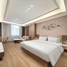 泷寓公寓(长春吉大一院文化广场地铁站店)