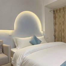 佛山古猫宁公寓(魁奇路地铁站店)