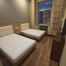 福鸿源招待所(钟鼓楼店)
