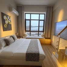 雪居尚品·公寓(通化万达广场店)