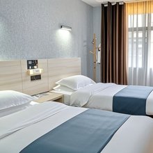 荆山之旅旅店