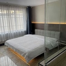 莱西贪睡吧旅社