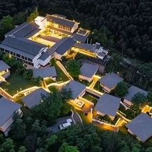 贵州文旅嘉怡·泳池国际度假酒店(凯里店)