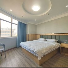 湖州罗曼蒂克商务宾馆(织里店)