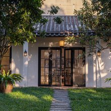 拉雅Bunga Raya宅院(北海银滩大道店)