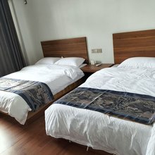 鸿鑫民宿(鸿溪鑫城店)