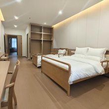 盛京怡康养护酒店(盛京医院南湖院区辽宁工业展览馆店)