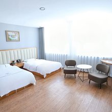 悦家轻奢酒店