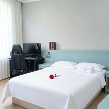地平线电竞酒店(盐城师范学院通榆校区招商场店)