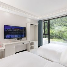 光雾山雾隐山庄休闲民宿