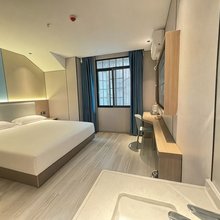 云璟酒店(江汉路步行街汉口江滩店)